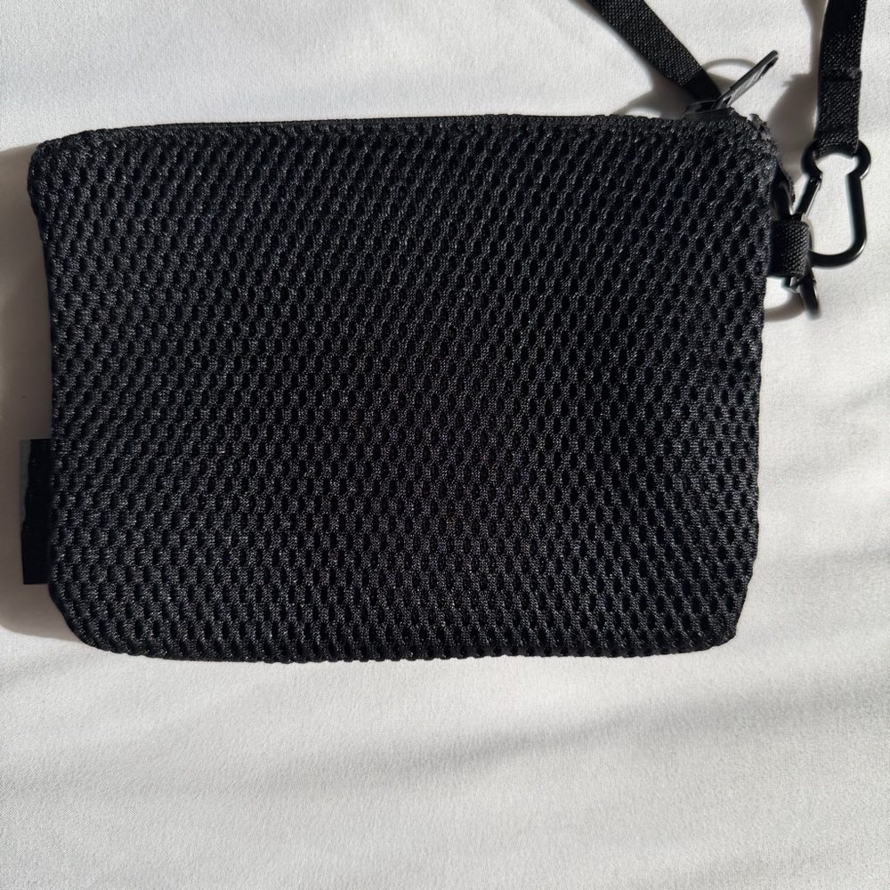 Dagne Dover Air Mesh Black Pouch Wristlet - Picture 6 of 12